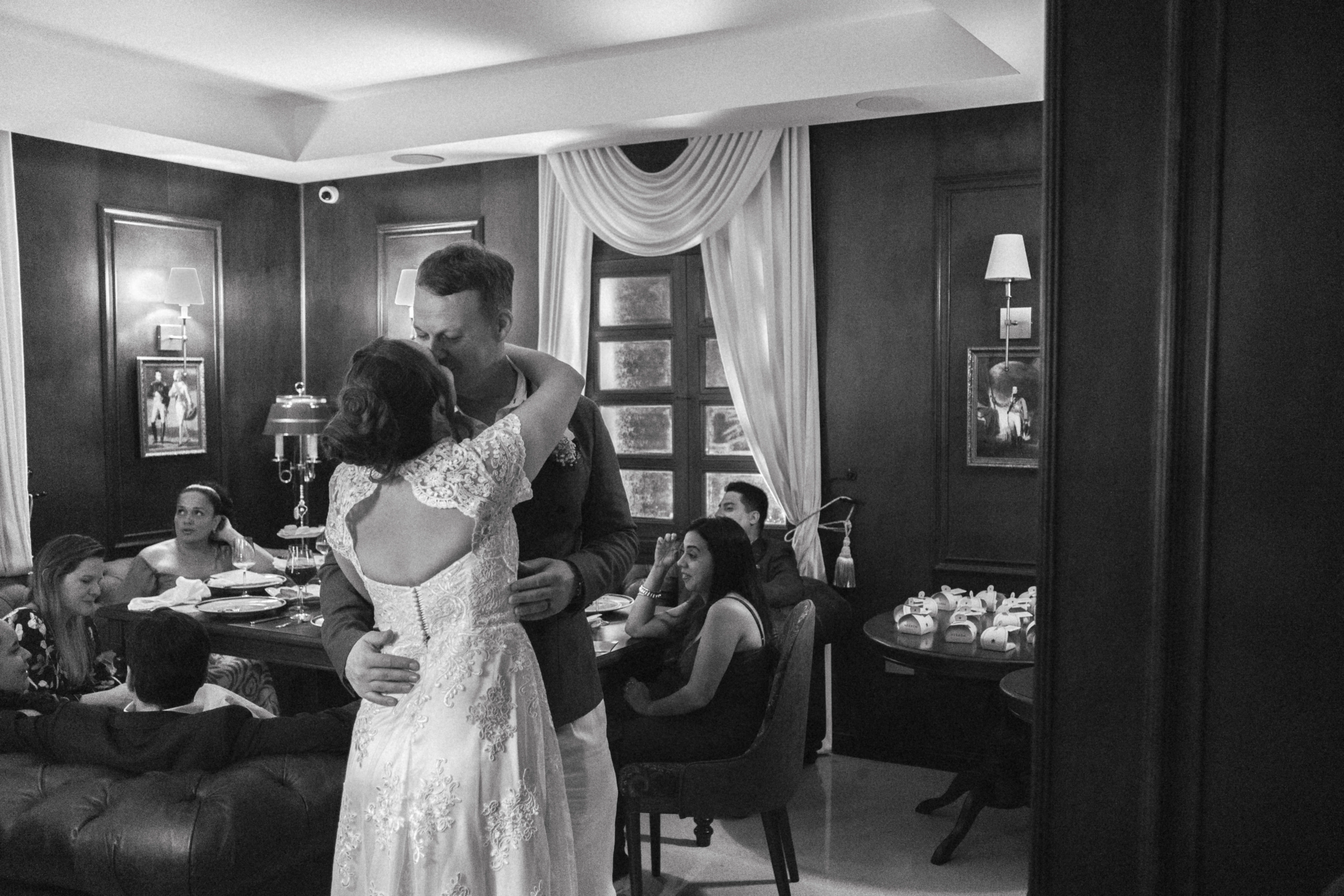 Novios bailando en Bucaramanga, Santander